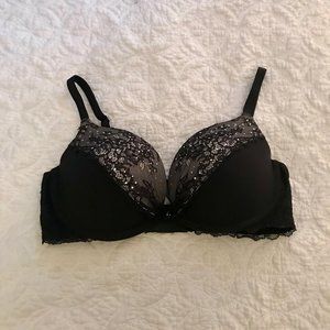 Victoria's Secret Padded Demi Bra (Size 34D)